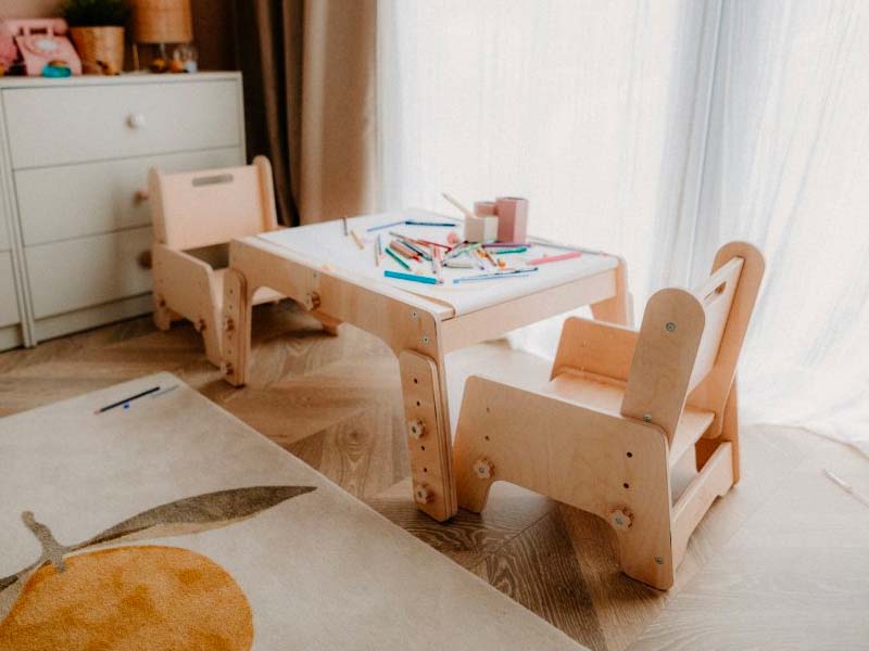 wooden growing chair for kids Petinka